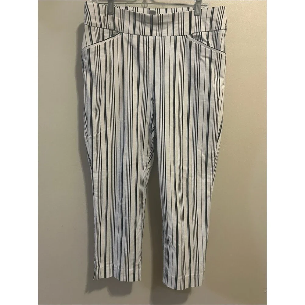 Chico’s Perfect Stretch Striped Crop Pull On Pants Size 2 L 12 Black White